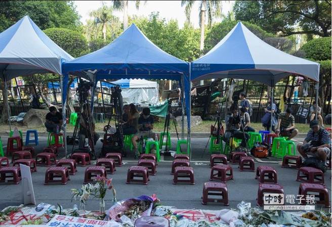 ���n�V5�ճ��m(x��)�M�����W����һ�Ȃ����L��o���m(x��)ռ�I(l��ng)���������������Еr��ӈ� ���F�ܔz��