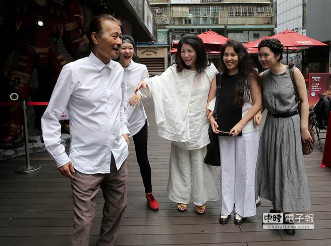 ʩ��������Ӣ�������b�ɐ���ռ���桢�b�H�񣨈D��