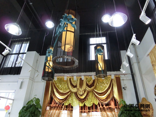 ������H�C��Ʒ���Ї�(gu��)�_(t��i)���W(w��ng) ����Ӣ �z��