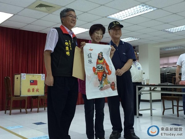 �������@��ٛ�ظ���񣺎��Ҕ�����ħ