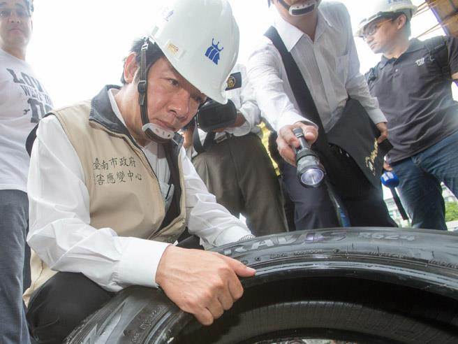 ه��·��߲���ȫ���RӢ�ŵ��e(cu��) ���������M(j��n)�h����߉݋��