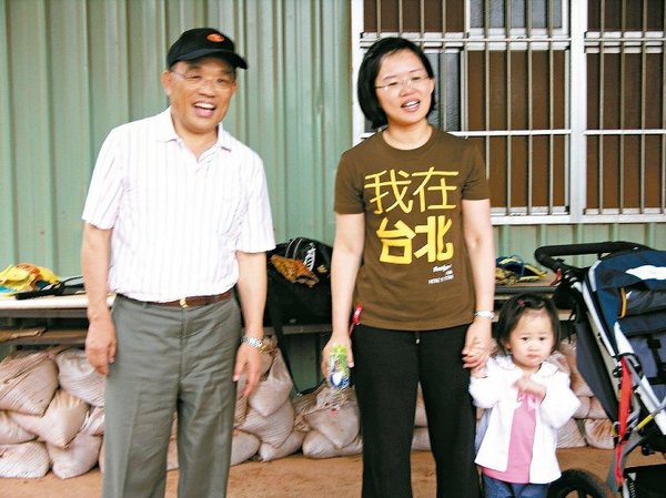 �Kؑ����Ů�׶�ͬ�_(t��i)�����h��(n��i)��ʿ����æŮ�������W(w��ng)�j(lu��)�D��