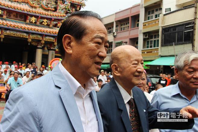 臺媒分析宋楚瑜民調(diào)開高走低:政策質(zhì)量不如人(圖) 臺媒分析宋楚瑜民調(diào)開高走低:政策質(zhì)量不如人(圖)