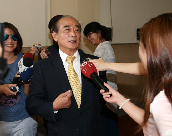 王金平回應洪秀柱“5億退選說”:怎么可能