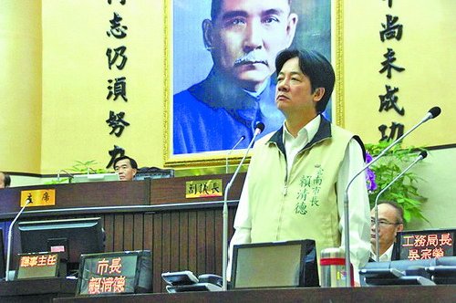 申請(qǐng)經(jīng)費(fèi)全被封殺 議員控訴賴清德將選舉恩怨帶到市政 申請(qǐng)經(jīng)費(fèi)全被封殺 議員控訴賴清德將選舉恩怨帶到市政