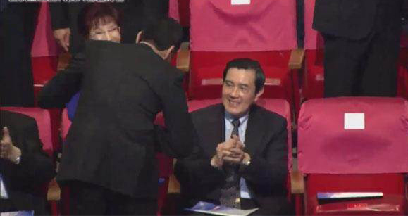 ��������(hu��)ǰ�c�������������RӢ�ŵȴ���Ҳ��һ�c������