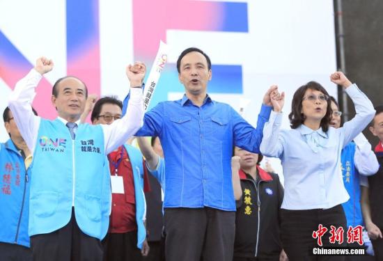 朱立倫王金平合體造勢(shì) 兩人都說自己“來晚了” 朱立倫王金平合體造勢(shì) 兩人都說自己“來晚了”