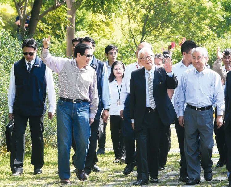 �RӢ�������M(j��n)�h��Դ���ߟo����(j��):�]늕r�޲�����