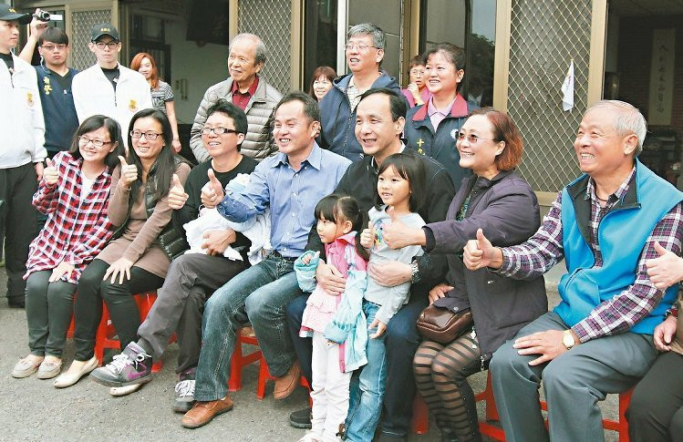 ��������Ӣ���҈@���� ���|(zh��)����:��α��CꑿͲ���?