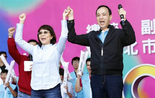 朱立倫風火趕場一上午連跑5攤 不讓民進黨躺著選 朱立倫風火趕場一上午連跑5攤 不讓民進黨躺著選