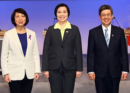 王如玄政見會上化身“小立倫” 批蔡打陳 王如玄政見會上化身“小立倫” 批蔡打陳