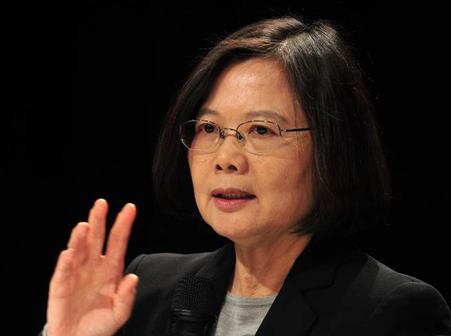 ��Ӣ�����F(tu��n)�Y(ji��) �_(t��i)�����ң���������Ǹ�cٝ��