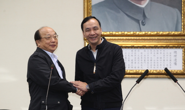 胡志強(qiáng)向藍(lán)軍喊話莫放棄 蔡若當(dāng)選會(huì)惹選民生氣 胡志強(qiáng)向藍(lán)軍喊話莫放棄 蔡若當(dāng)選會(huì)惹選民生氣