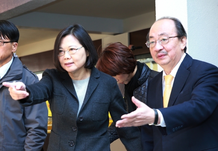 ���M(j��n)�h"����Ժ"���^֮�� ��Ӣ�Į�(d��ng)��Ҫ�½���˳�