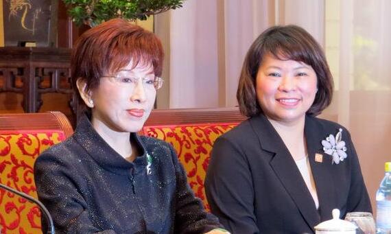 臺(tái)媒警示國(guó)民黨:黨魁補(bǔ)選持續(xù)秀下限 小心玩死自己 臺(tái)媒警示國(guó)民黨:黨魁補(bǔ)選持續(xù)秀下限 小心玩死自己