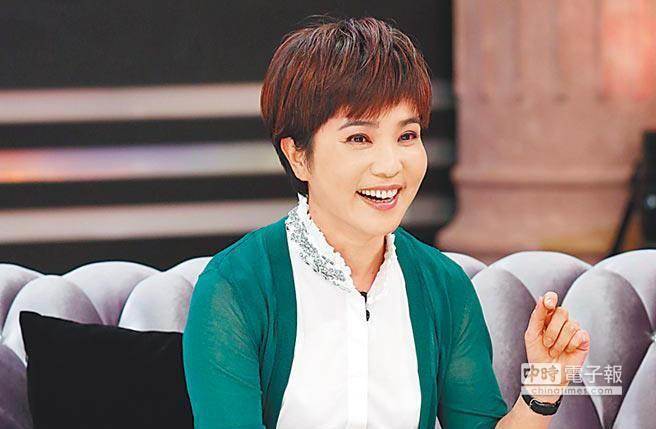 名嘴諷綠大權(quán)在握后丑態(tài)畢露:猴子爬得高才會(huì)露屁股 名嘴諷綠大權(quán)在握后丑態(tài)畢露:猴子爬得高才會(huì)露屁股