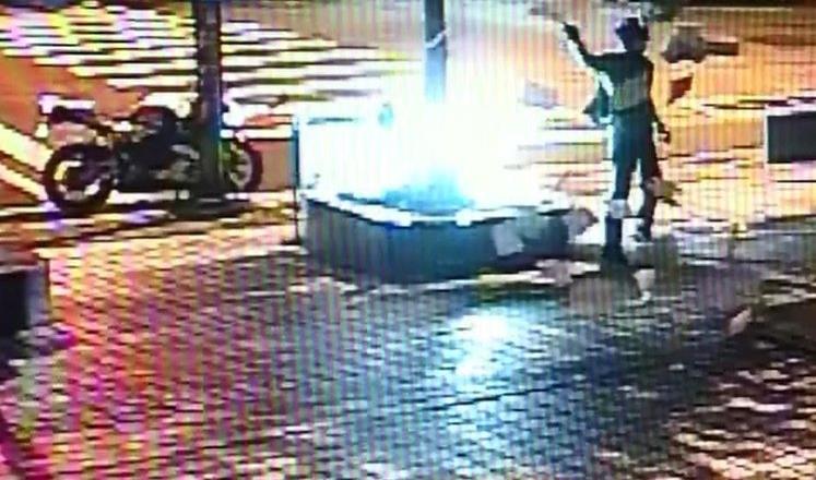 �RӢ������͸�^(gu��)Ę�V��Facebook����ʾ���������Y��ʯ�o(j��)����չ�[��Ĳ����χ��t�Ό�h�����������m�����@�С���(gu��)�����c�Y���~�����ϼt�����������˵���(gu��)���h�����h��Ͷ�S���͏����@Щ�Џ����ѳ�Խ��ƽ�������c���εĽ��ޣ�ֻ��(hu��)ɢ�������������(du��)������(du��)�_(t��i)����ɂ�����