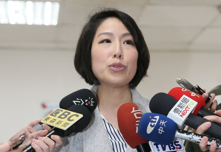 ���M(j��n)�h"��ί"���᰸ "��Ժ"�Ɏ��ɚq�����׃��M(j��n)��(ch��ng)