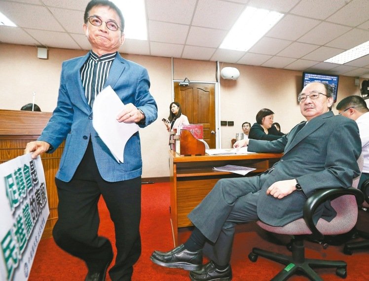 ��(gu��)���h"��ί"�����M(j��n)�h�F(tu��n)"�D(zhu��n)�����x"��"�Gɫ�ֲ�"