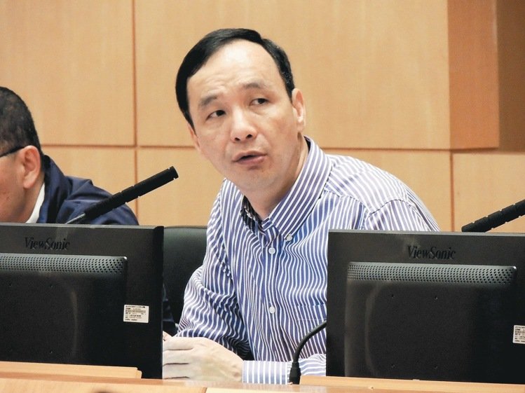 ������3�ȹ��_(k��i)�c��Ӣ�ĈF(tu��n)�(du��)�����{(di��o)