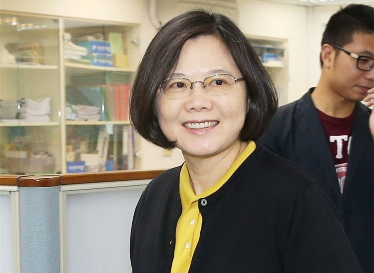 被指520確定不提“九二共識” 蔡英文聽聞笑而不答 被指520確定不提“九二共識” 蔡英文聽聞笑而不答