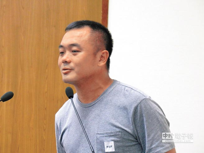 臺(tái)當(dāng)局沖之鳥礁護(hù)漁不利 東圣吉船長(zhǎng):漁民不敢再去 臺(tái)當(dāng)局沖之鳥礁護(hù)漁不利 東圣吉船長(zhǎng):漁民不敢再去