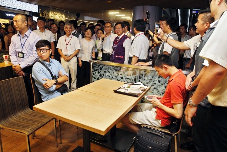 ��ȫѲҕ�҈@�C(j��)��(ch��ng) ���񱊆������㡱���D��