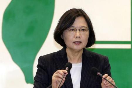 蔡英文全面執(zhí)政2個(gè)月 臺(tái)媒體人:幾無(wú)一件好消息 蔡英文全面執(zhí)政2個(gè)月 臺(tái)媒體人:幾無(wú)一件好消息