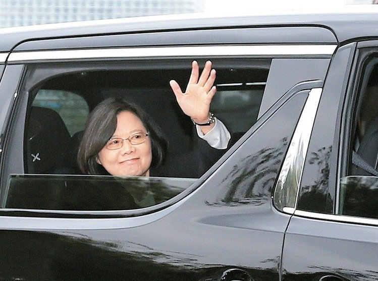 ��Ӣ������܇?y��n)����񱊓]��