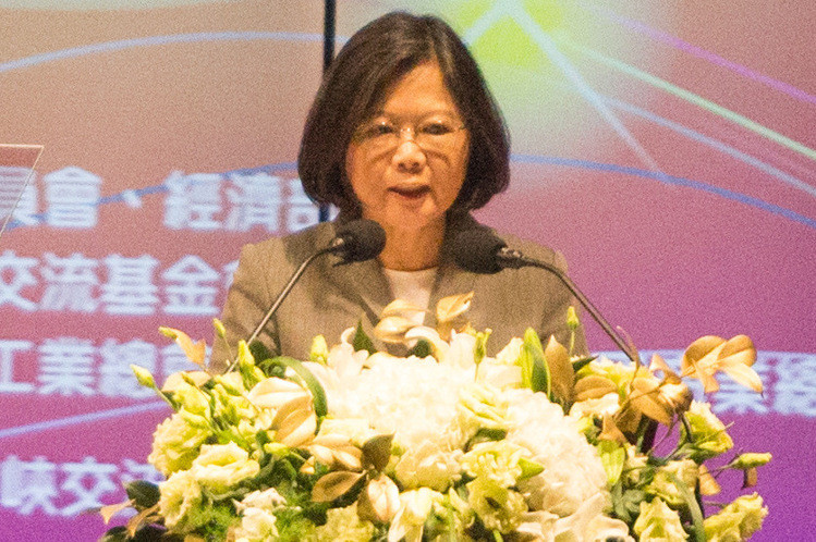 ��Ӣ��̎��ɰ��P(gu��n)ϵ���F(xi��n)��ؓ�u �_�ĳɰ��񱊲��M