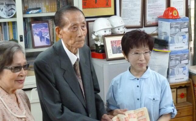 國民黨擬以“樂捐”形式籌措黨務(wù)經(jīng)費(fèi)自救 國民黨擬以“樂捐”形式籌措黨務(wù)經(jīng)費(fèi)自救