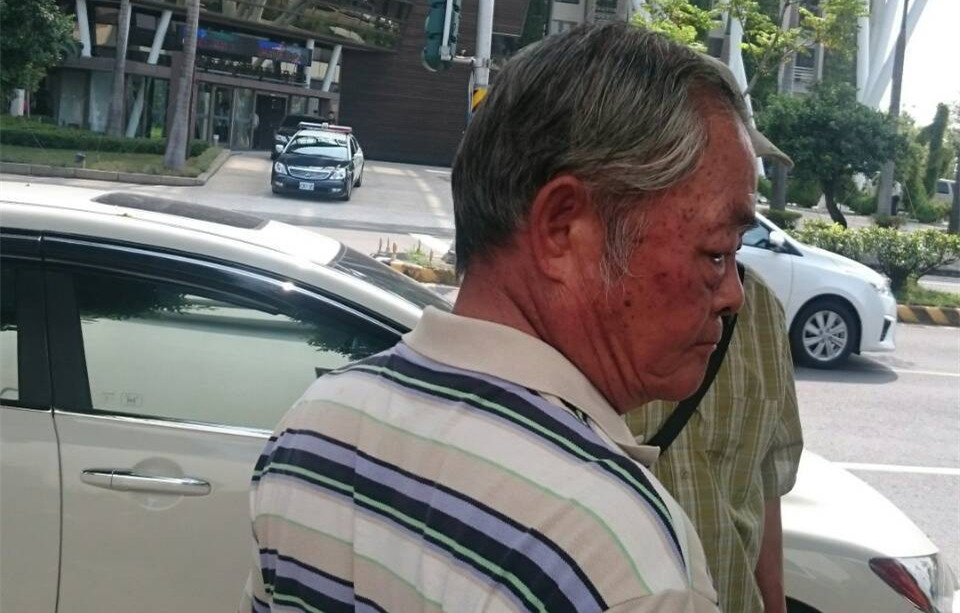 ��Ӣ��ҕ�����γ��Ļ�ſ��h�����J(r��n)���ȵ��˲�����