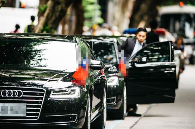 �_(t��i)������(gu��)���֡���(zh��n)����Ӣ�Ĳ�ُ�з������ܵķ��o(h��)��܇���A(y��)����_(d��)2500�fԪ���D���_(t��i)���؅^(q��)�I(l��ng)��(d��o)����ǰ��܇