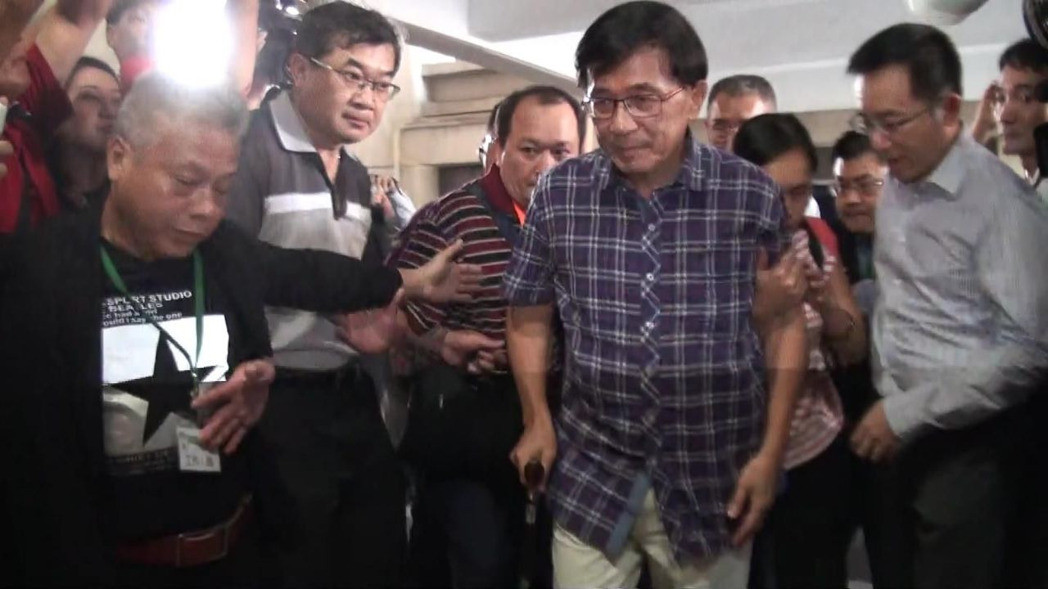 �ˮ����ǰ��ϯ�t(y��)�����{�����������e�k������(l��)��(hu��)��δ��݆��������������