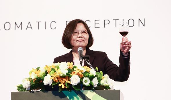 ��Ӣ��"����������"����"���X��"���і|�ρ���(d��ng)����