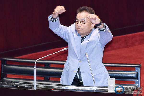 ��(gu��)���h�Z�̮�(d��ng)�ּ�����ձ��˞�(z��i)ʳƷ����ι�iһ��