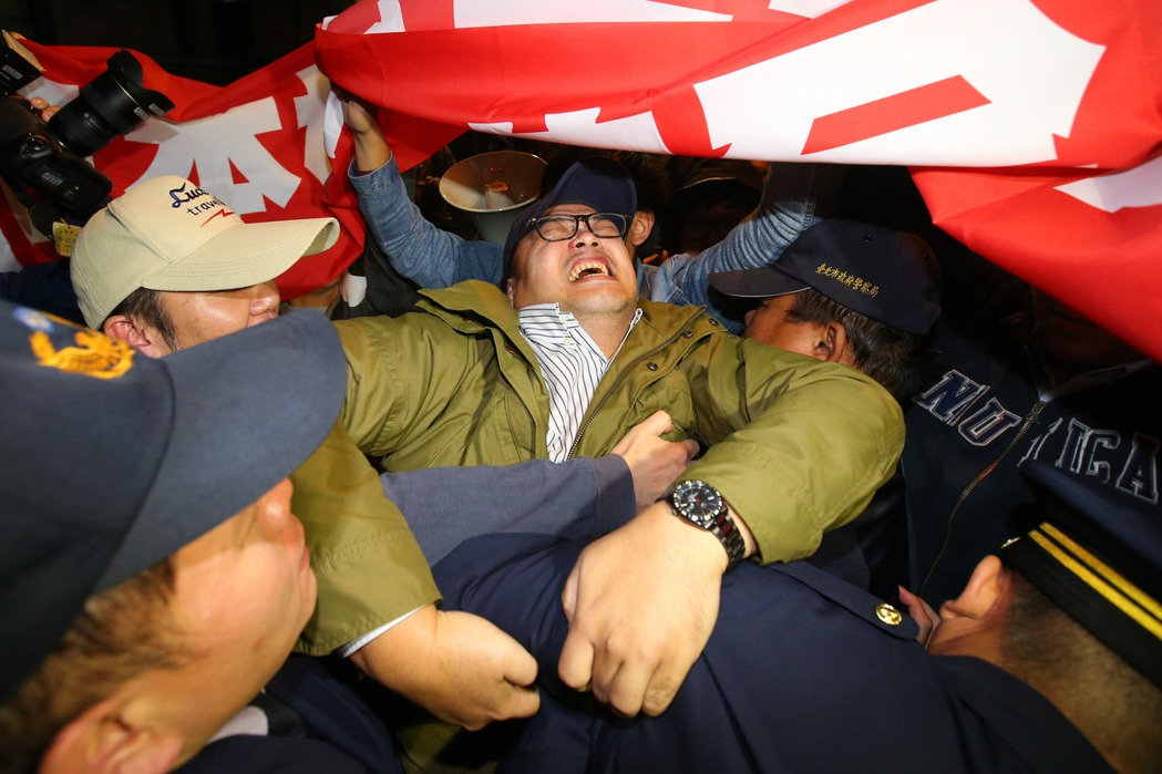 ��(gu��)���h����F(tu��n)���h��ʳ���_(t��i) ����Ӣ�������u�_(t��i)���D��