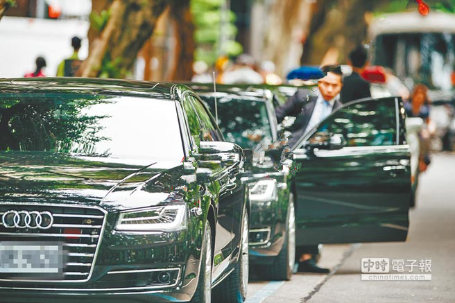 ��Ӣ�����{���Q�W��A8Lȫ������ ����������������