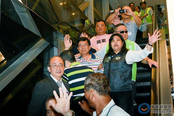 ���D(zhu��n)׃���_(t��i)�бO(ji��n)�z��(zh��n)�S�ˮ����Ů���\���_Ļ�r(sh��)���o