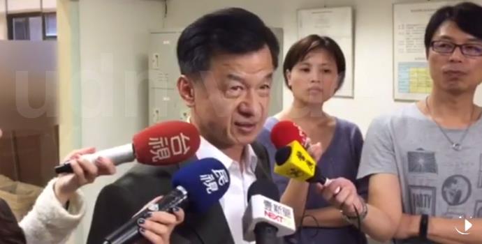 �бO(ji��n)ͬ���ˮ������Ů�\���_Ļ�r(sh��)���~������(zh��)���D(zhu��n)��