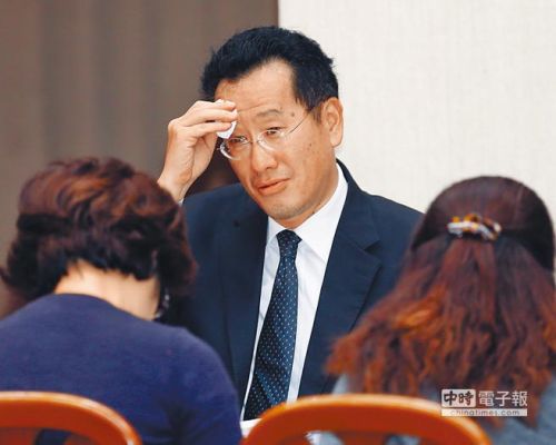 臺(tái)“黨產(chǎn)會(huì)”5552萬(wàn)預(yù)算一毛未刪 僅凍結(jié)142萬(wàn) 臺(tái)“黨產(chǎn)會(huì)”5552萬(wàn)預(yù)算一毛未刪 僅凍結(jié)142萬(wàn)