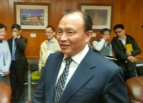 蔡當(dāng)局十大失言排行榜 蔡英文穩(wěn)坐榜首(圖) 蔡當(dāng)局十大失言排行榜 蔡英文穩(wěn)坐榜首(圖)