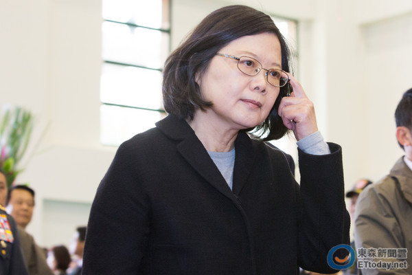 做錯(cuò)事就推給馬英九? 藍(lán)營酸蔡當(dāng)局像"未斷奶嬰孩" 做錯(cuò)事就推給馬英九? 藍(lán)營酸蔡當(dāng)局像"未斷奶嬰孩"