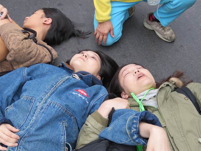 ���_(t��i)��(d��)����(sh��)�����Y��ʯ�~�񲻳����R·����ˣه