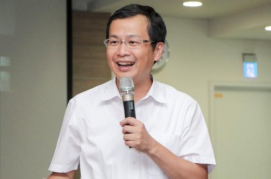 羅智強(qiáng):消滅不同史觀 清洗意識(shí)型態(tài)是蔡英文的目標(biāo) 羅智強(qiáng):消滅不同史觀 清洗意識(shí)型態(tài)是蔡英文的目標(biāo)