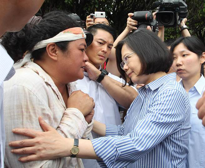 �_(t��i)���ٔ�(sh��)����ʹ�⣺����(hu��)����Ӣ���_��2���ˣ�