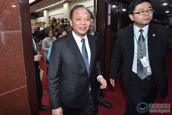 ��Ӣ�Đی����؈D���I(y��)��3�| �����ξͱ��z�{(di��o)�i��