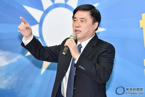 國民黨主席選舉民調顯示郝龍斌領先 洪秀柱隨其后 國民黨主席選舉民調顯示郝龍斌領先 洪秀柱隨其后