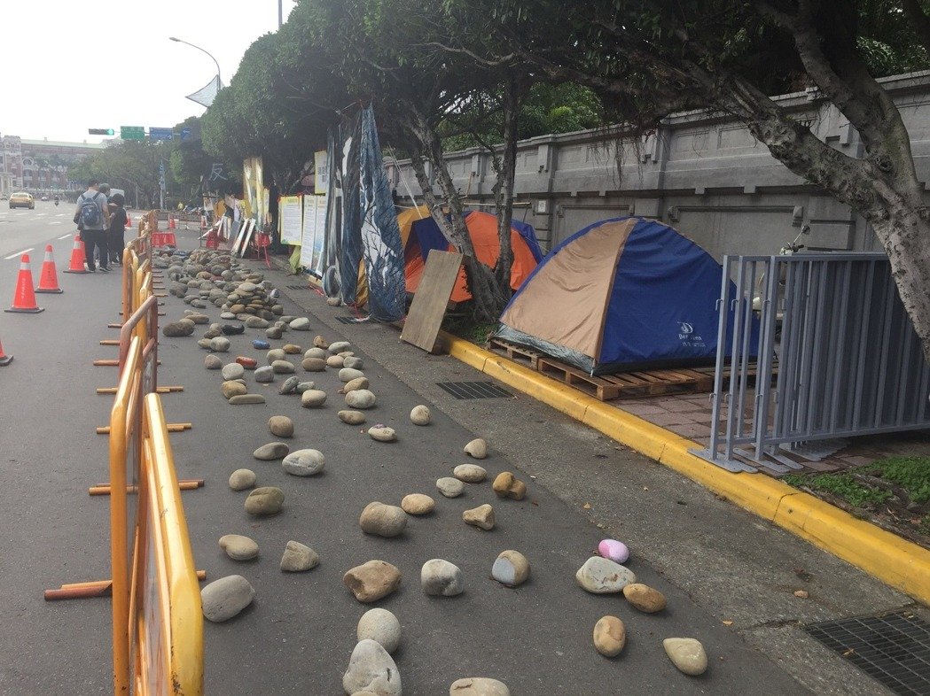 �������ͨ����ĭ����������Ӣ���k������߅׃���h¶�I�^(q��)