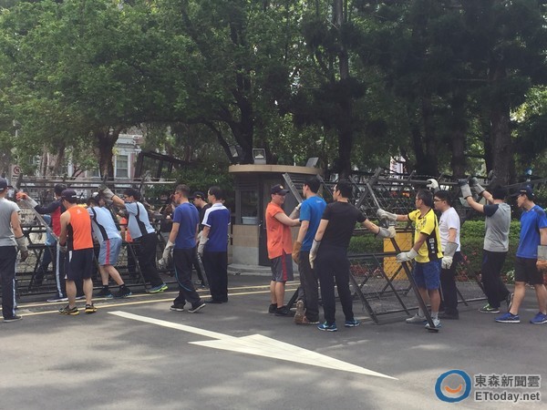 �_"��Ժ"�ܵ�Ƭ�����ر������hȺ�� ������"�O(ji��n)�z"